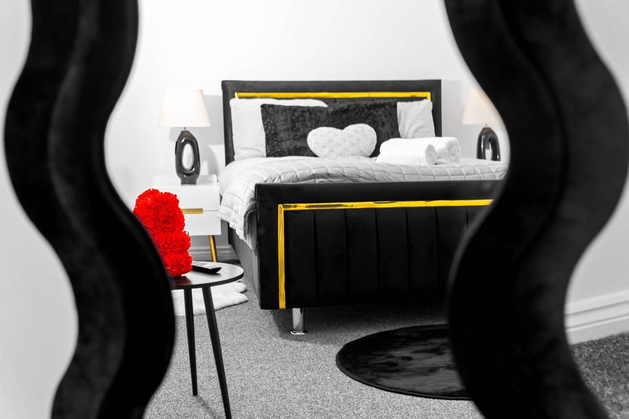 Harmony House 3 Bedroom New Build For Families, Contractors, Black Country Museum Sleeps 6 Tipton Exteriör bild
