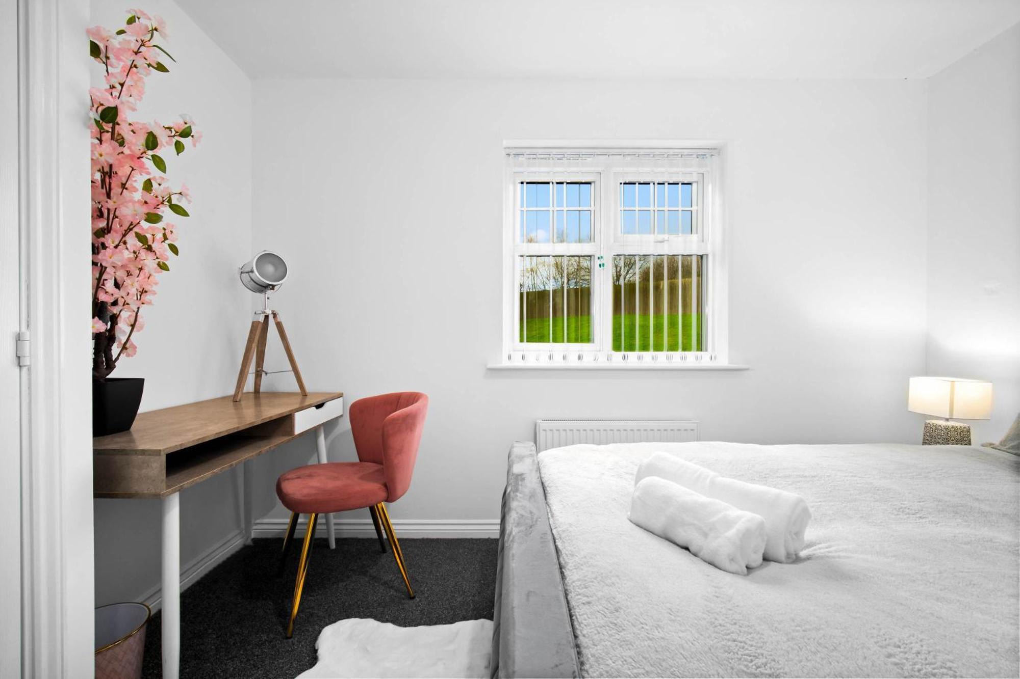 Harmony House 3 Bedroom New Build For Families, Contractors, Black Country Museum Sleeps 6 Tipton Exteriör bild