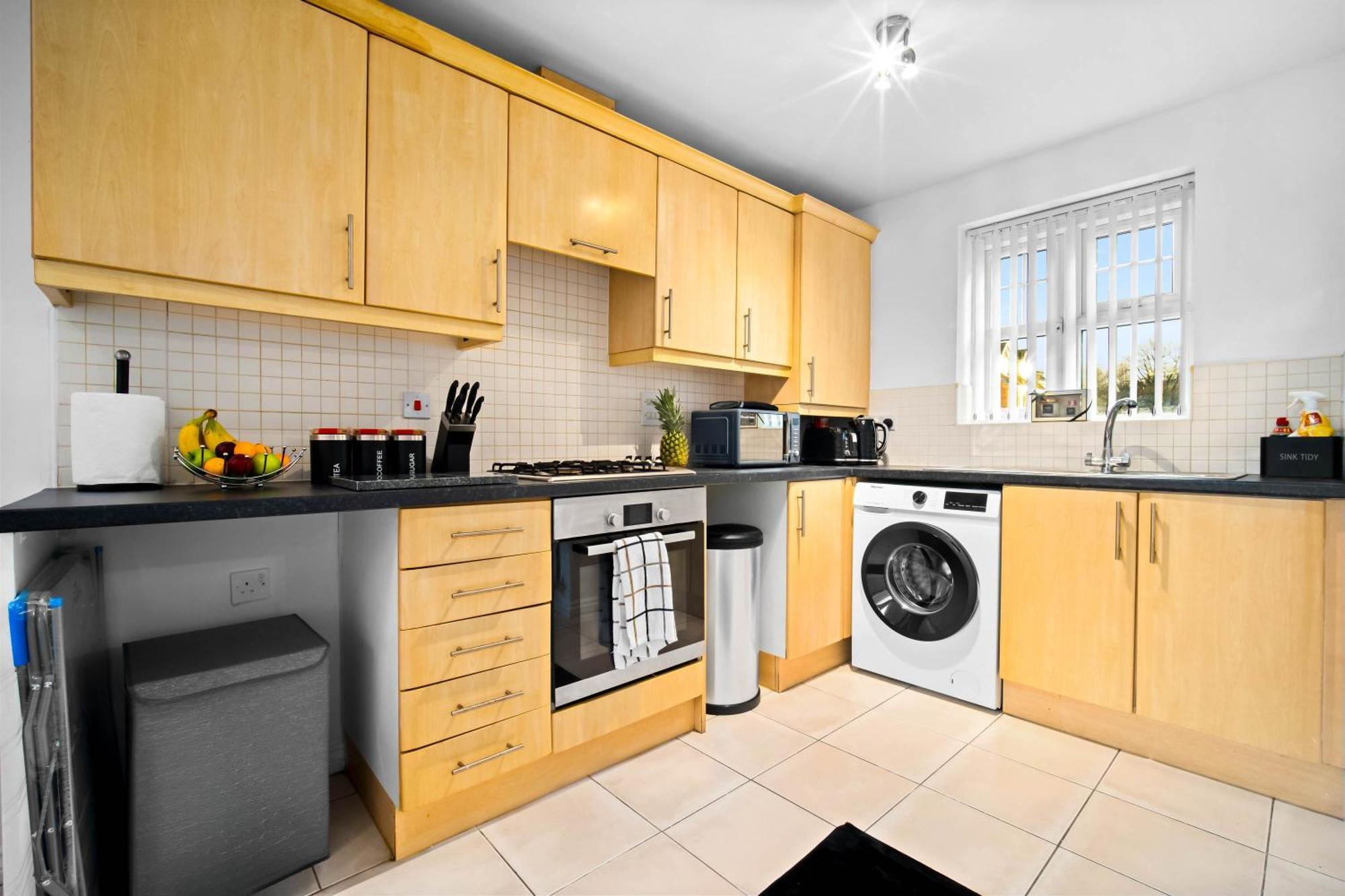 Harmony House 3 Bedroom New Build For Families, Contractors, Black Country Museum Sleeps 6 Tipton Exteriör bild